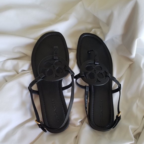 Women Sandals - Picture 1 of 3